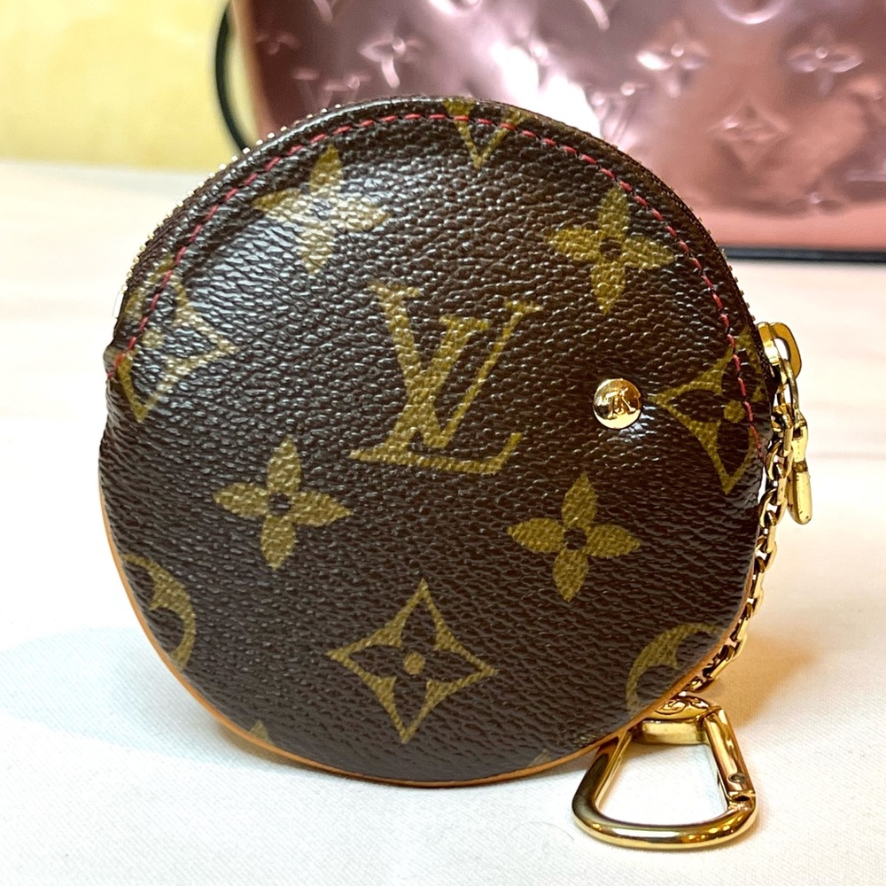 Louis Vuitton Monogram Cerises Coin Purse - Picture 2 of 13